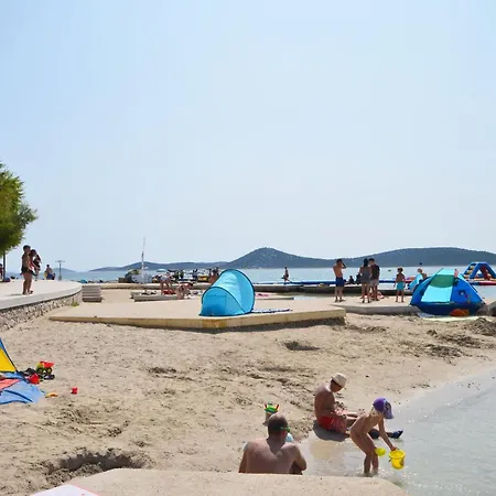 Elvira Blue Vodice